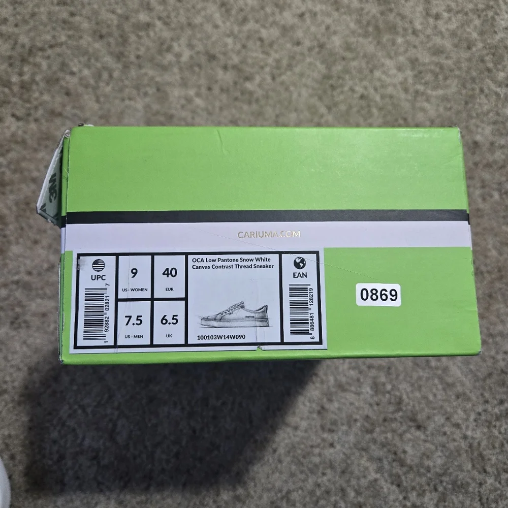 NIB Cariuma OCA Low Pantone Snow White Canvas Shoes - Picture 6 of 6